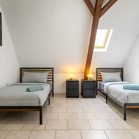 Stayinn Möckern - 1 Für 3 Personen -1zimmer Mit Schlafsofa Und Doppelbett-kein Zweites *