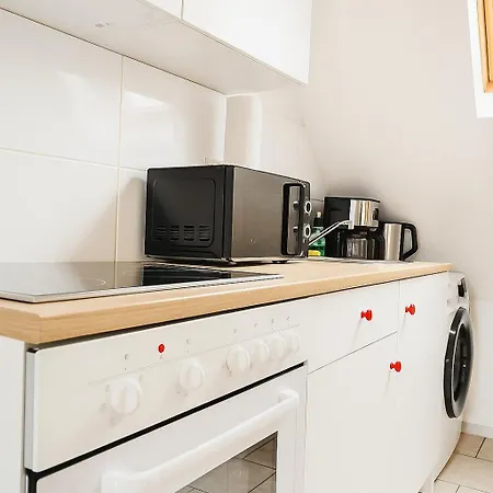 Stayinn Moeckern - 1 Fuer 3 Personen -1zimmer Mit Schlafsofa Und Doppelbett-kein Zweites