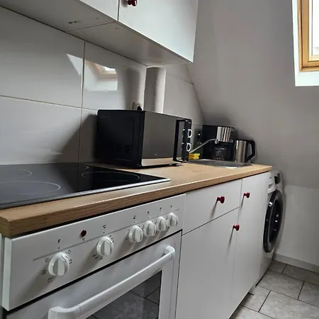 Stayinn Möckern - 1 Für 3 Personen -1zimmer Mit Schlafsofa Und Doppelbett-kein Zweites Apartment Leipzig