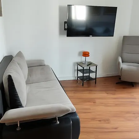 Stayinn Möckern - 1 Für 3 Personen -1zimmer Mit Schlafsofa Und Doppelbett-kein Zweites * Leipzig