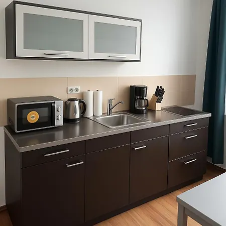 Apartment Stayinn Möckern - 1 Für 3 Personen -1zimmer Mit Schlafsofa Und Doppelbett-kein Zweites
